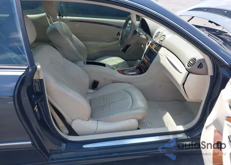 2008 Mercedes-Benz Clk 550 из США, поврежденный, VIN WDBTJ72H68F253384